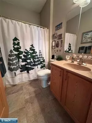 Bath - 3622 Wildgate Rd, Ely, MN 55731 photo 2 of 2