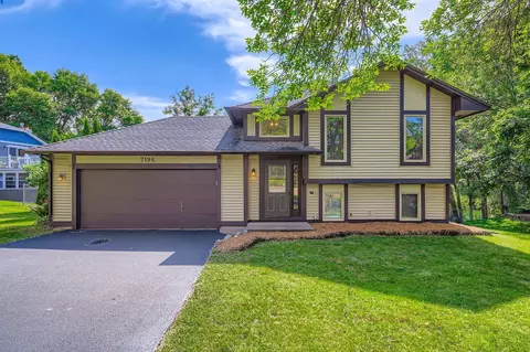 7196 Sunnyslope Dr, Maple Grove, MN 55311