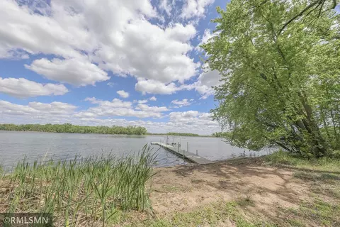 49945 Acacia Trl, Stanchfield, MN 55080