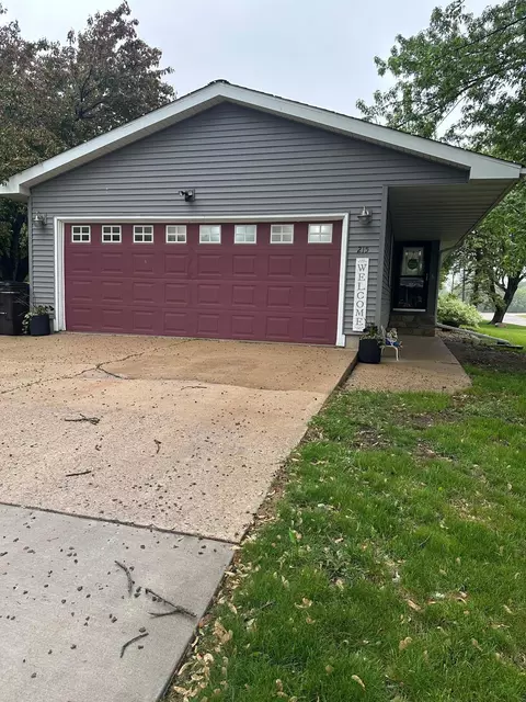 215 1st St NE, Clarks Grove, MN 56016