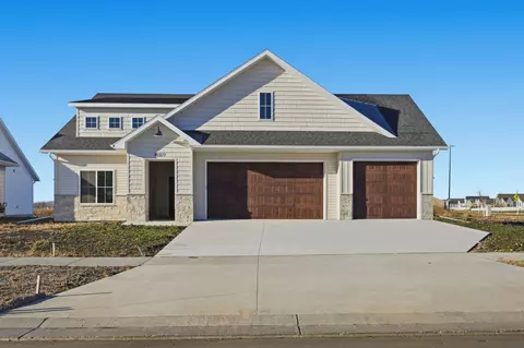 8327 61st St S, Horace, ND 58047