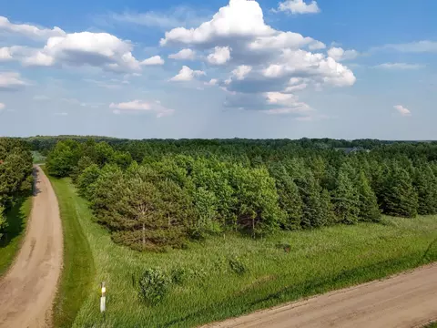 293 Nn 435th Ave, Ottertail, MN 56571 photo 2