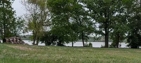 2101 Country Club Dr NE, Willmar, MN 56201
