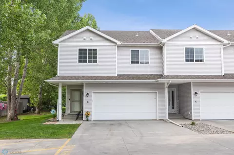 5512 Bishops Blvd S UNIT D, Fargo, ND 58104