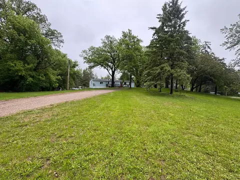 57230 351st St, Grove City, MN 56243