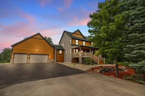 8699 190th Ave NW, Nowthen, MN 55303