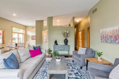 4137 Arbor Ln, Eagan, MN 55122 photo 3