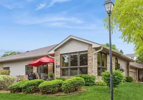 4137 Arbor Ln, Eagan, MN 55122 photo 15