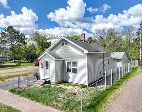611 Laurel St, Cloquet, MN 55720