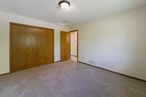 706 Schubert Dr, Buffalo, MN 55313 photo 8