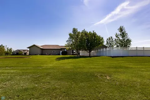 Exterior - 3018 4th St NW, West Fargo, ND 58078 photo 18 of 23