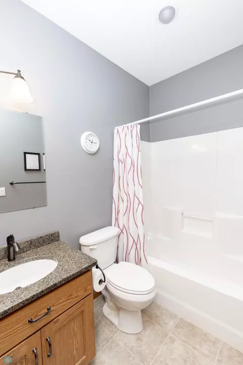 Bath - 3018 4th St NW, West Fargo, ND 58078 photo 6 of 11