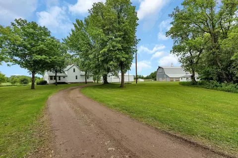 4240 Town Hall Rd NE, Sauk Rapids, MN 56379
