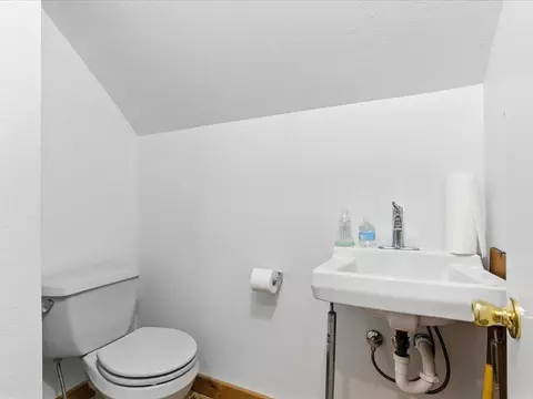Bath - 32166 Azure Rd, Cushing, MN 56443 photo 3 of 3