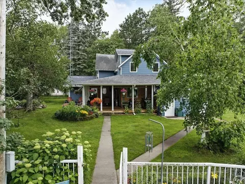 Exterior - 32166 Azure Rd, Cushing, MN 56443 photo 5 of 15