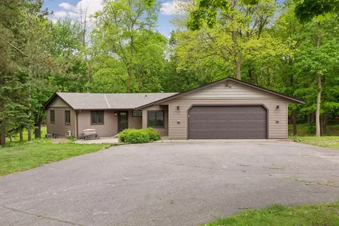 18326 Yorkshire Ave, Prior Lake, MN 55372