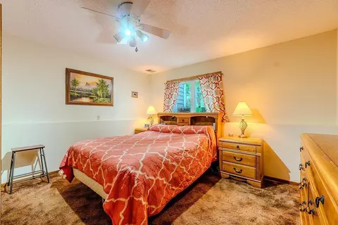 Bedroom - 5284 Clayton Dr, Maple Plain, MN 55359 photo 4 of 4