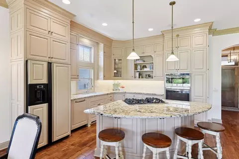 300 Bellwether Path, Wayzata, MN 55391 photo 7