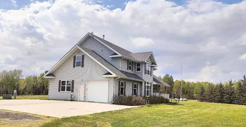 Exterior - 8848 E Leander Rd, Cook, MN 55723 photo 5 of 7