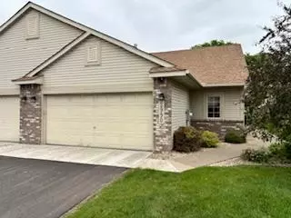 2990 David Cir, Little Canada, MN 55117