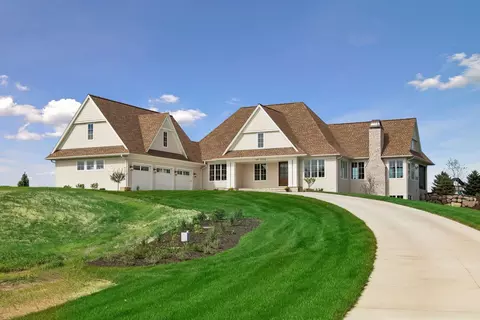7958 207th St E, Prior Lake, MN 55372