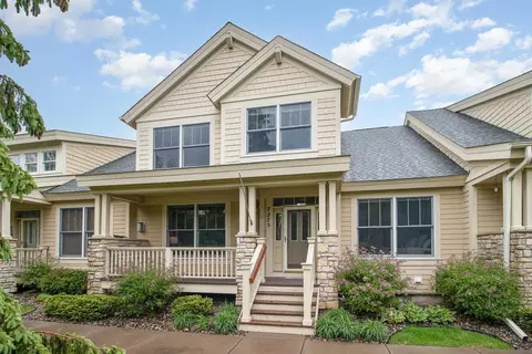 7275 Manning Ave N, Stillwater, MN 55082