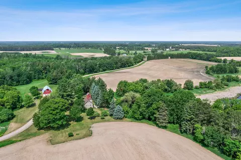 39447 Holly Trl NW, Stanchfield, MN 55080