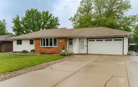 1000 17th St SW, Austin, MN 55912