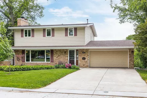 6504 Warren Ave S, Edina, MN 55439