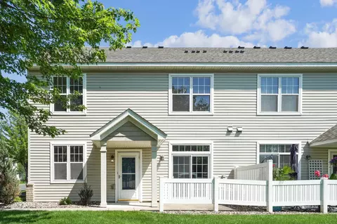 1510 Liberty Cir, Shakopee, MN 55379