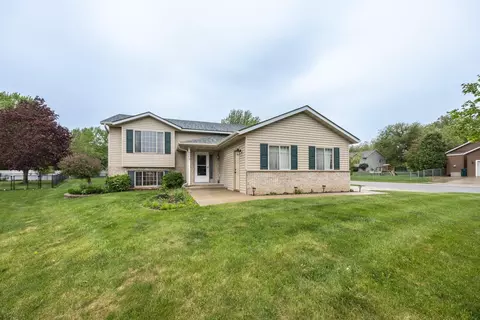 4563 Savannah Dr NW, Rochester, MN 55901