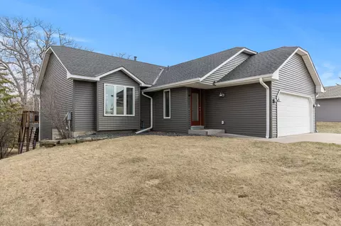 3664 Canary Way, Eagan, MN 55123 photo 2