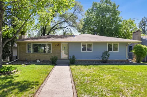 66 White Bear Ave N, Saint Paul, MN 55106