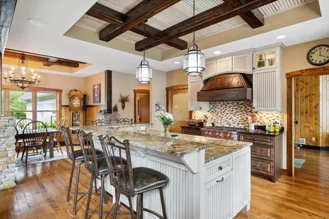 Kitchen - 19551 State Highway 18, Brainerd, MN 56401 photo 2 of 3
