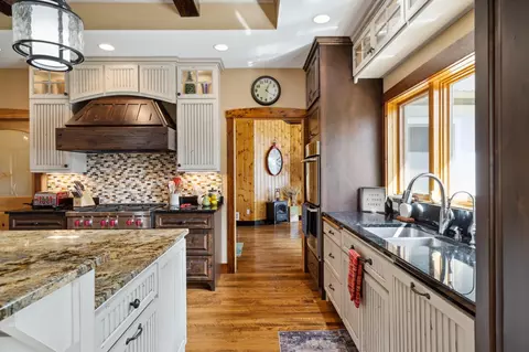 Kitchen - 19551 State Highway 18, Brainerd, MN 56401 photo 3 of 3