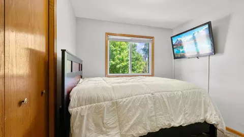 Bedroom - 11625 Maryland Ln, Champlin, MN 55316 photo 4 of 4