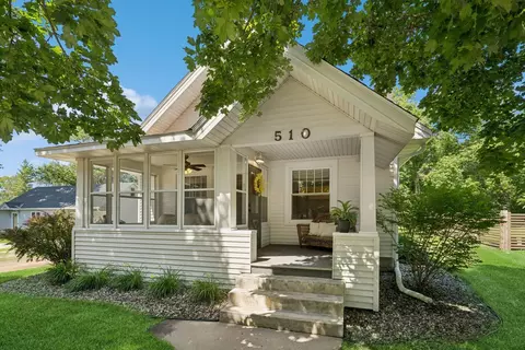 510 Lee Ave SE, Cokato, MN 55321