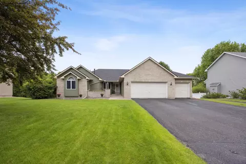 582 139th Ln NW, Andover, MN 55304