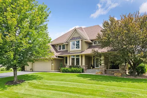 950 Willow View Dr, Orono, MN 55356