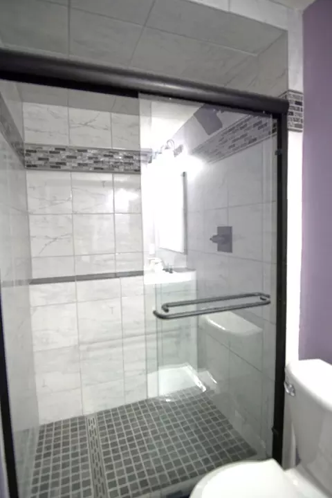 Bath - 11832 Florida Ave N, Champlin, MN 55316 photo 6 of 6