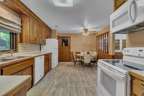 2916 Golf View Ct, Saint Cloud, MN 56301 photo 17