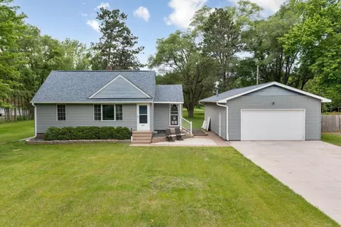 6973 Sunrise Dr, Lino Lakes, MN 55014