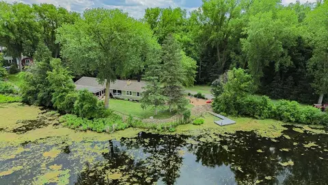 1104 Meadowlark Dr, Stillwater, MN 55082