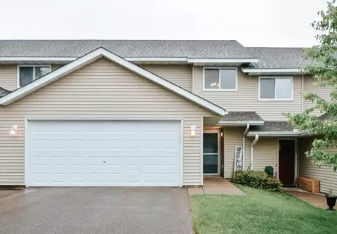 2778 Ridgeview Ln, Red Wing, MN 55066