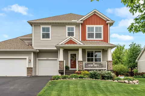 2540 Heron Ln, Victoria, MN 55386