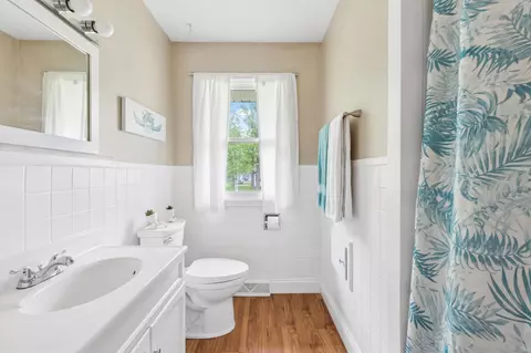 Bath - 1224 N Street St NE, Brainerd, MN 56401 photo 1 of 2