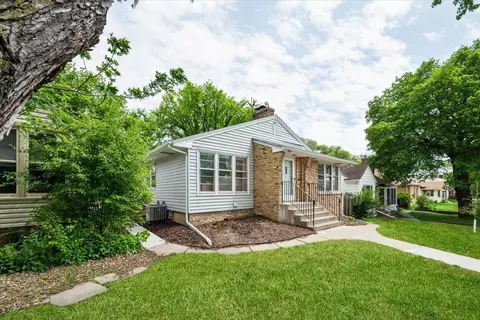 4707 France Ave S, Minneapolis, MN 55410