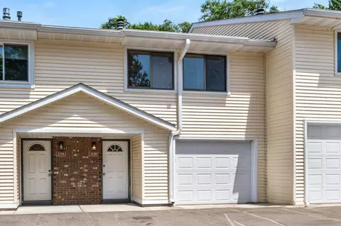 3238 Valley Ridge Dr, Eagan, MN 55121
