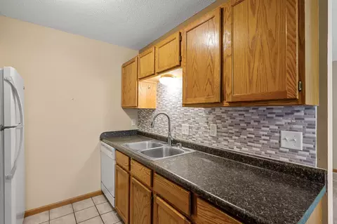 Kitchen - 3238 Valley Ridge Dr, Eagan, MN 55121 photo 2 of 3