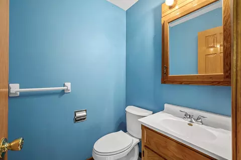 Bath - 3238 Valley Ridge Dr, Eagan, MN 55121 photo 2 of 2